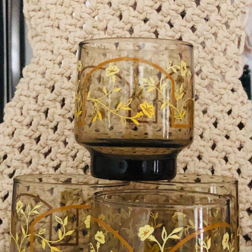 4 Libbey Vintage/Retro smoked glass flower glass